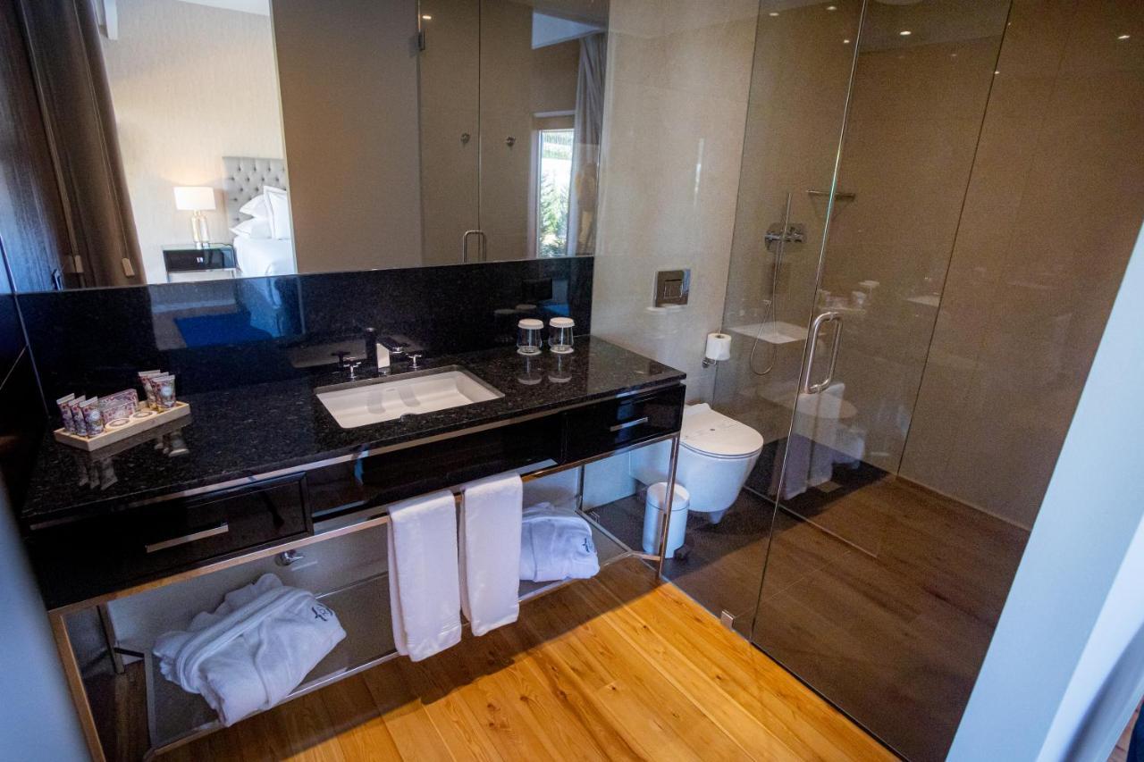 Solar Do Requeijo By Luna Hotels & Resorts Arcos de Valdevez Eksteriør billede Bathroom